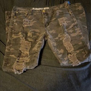 Mens Camo jeans